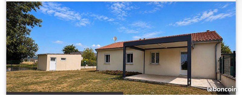 Maison 4 pièces 81 m² · à Doué-en-Anjou · 81 m² · 900 €