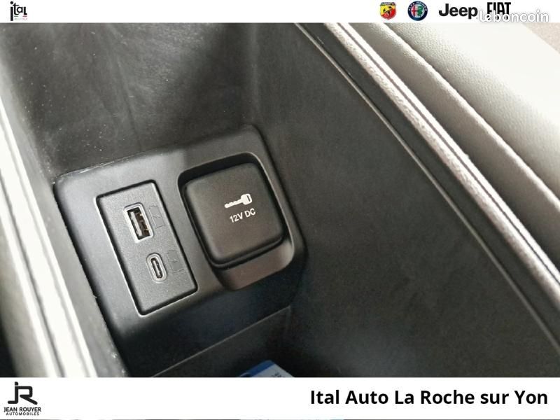 Abarth 500 e 155ch 42kWh Pack 4cv (PRIME CEE 3600 DEDUITE) (image 15)