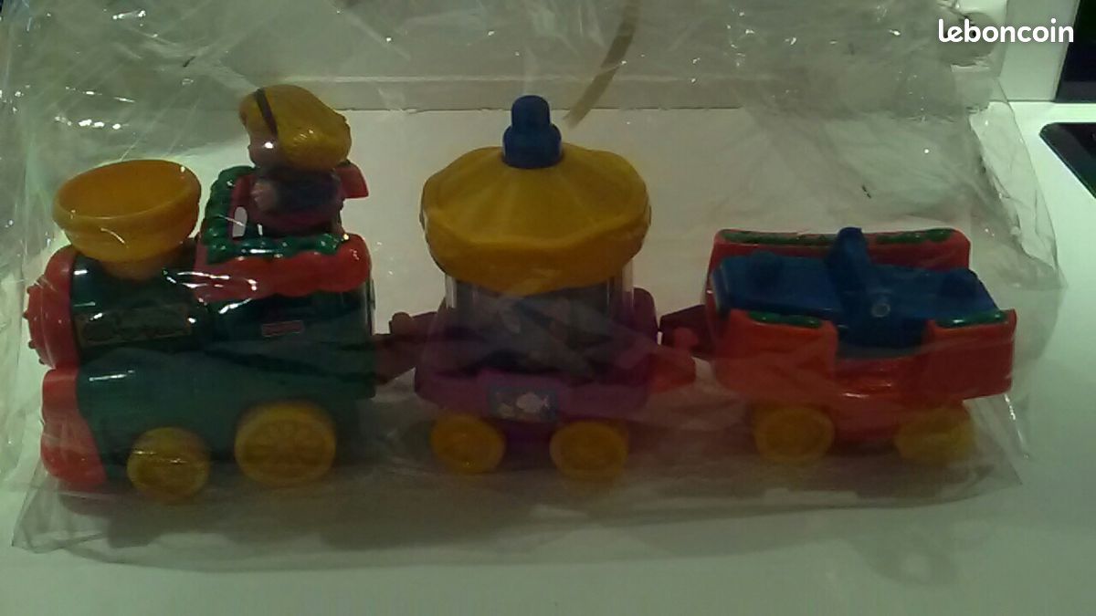 Little people (image 1)