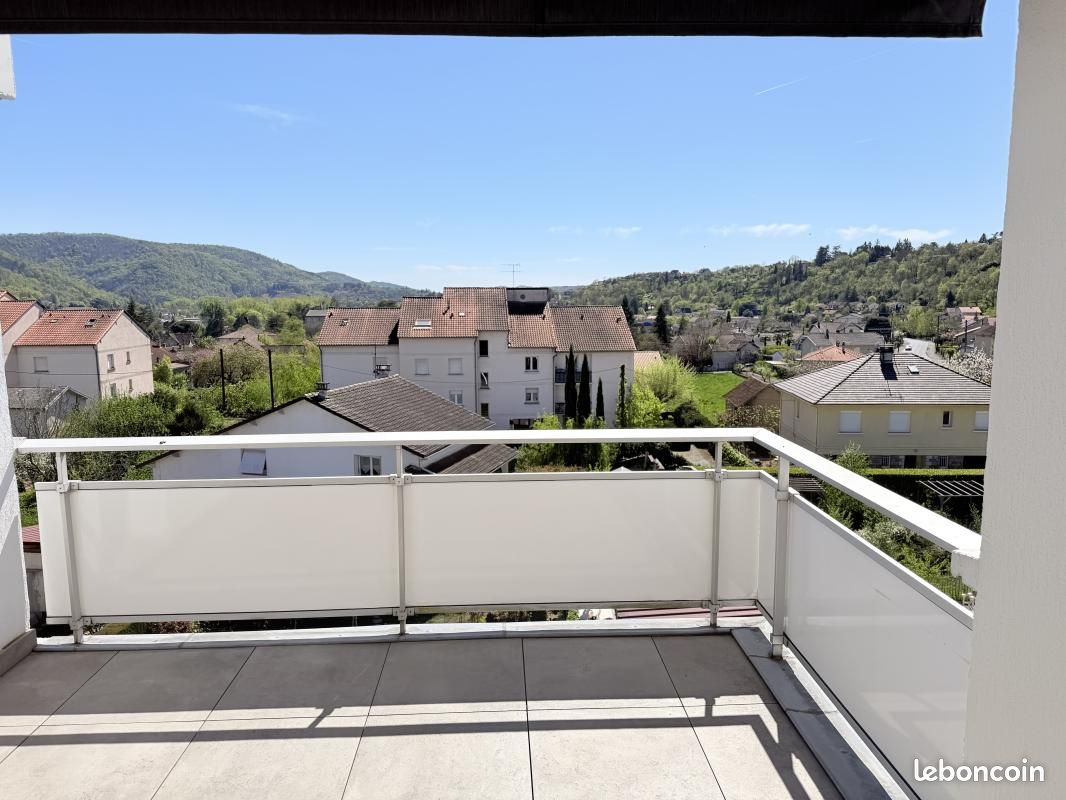 Appartement 5 pièces 82 m² · à Villefranche-de-Rouergue · 82 m² · 680 €