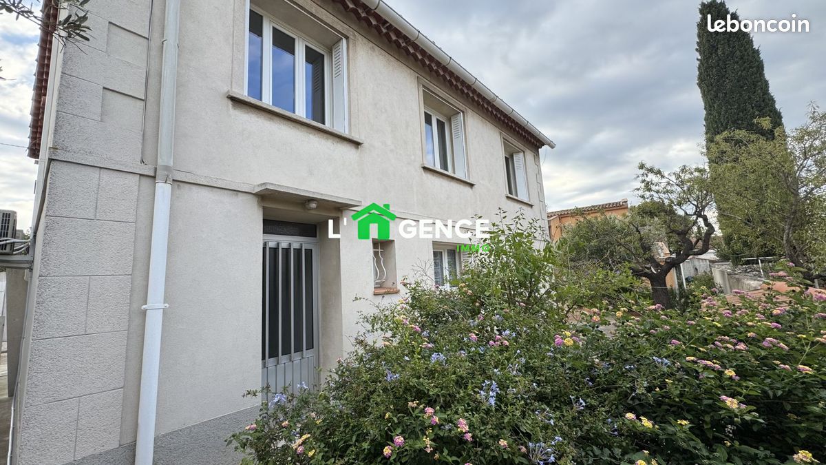 Maison 6 pièces 130 m² · à Saint-Mitre-les-Remparts · 130 m² · 640 000 €