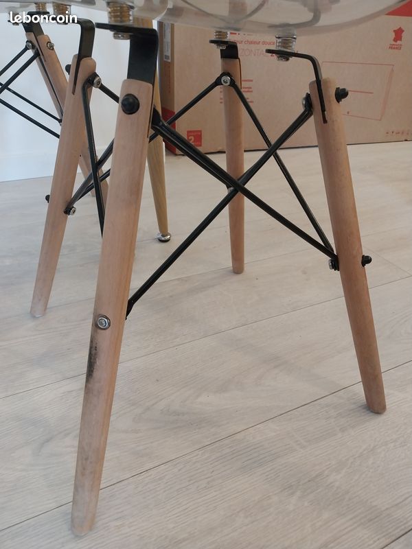 Lot 4 chaises transparentes (image 2)