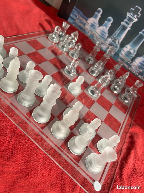 Jeu d'échecs en verre 32 pièces (image 7)