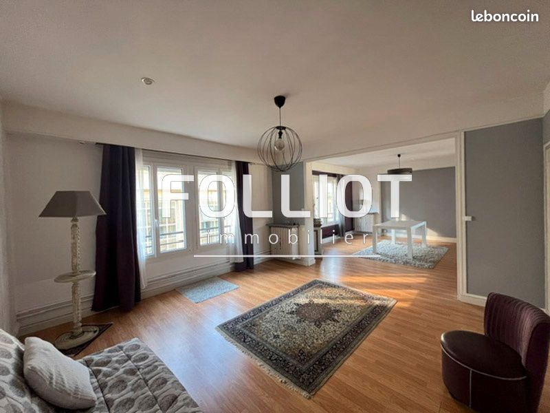 Appartement 6 pièces 150 m² · à Vire Normandie · 150 m² · 192 000 €