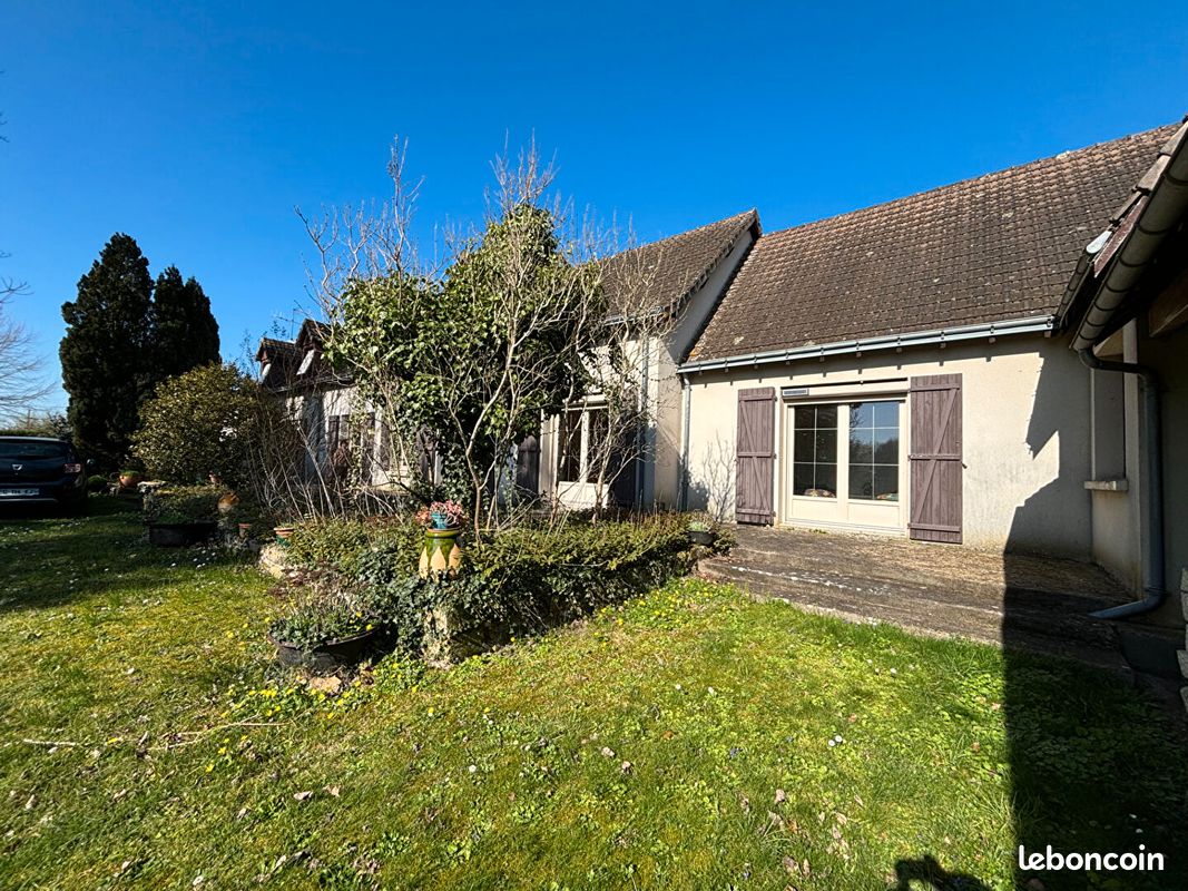 Maison 5 pièces 199 m² · à Beaumont-en-Véron · 199 m² · 274 300 €