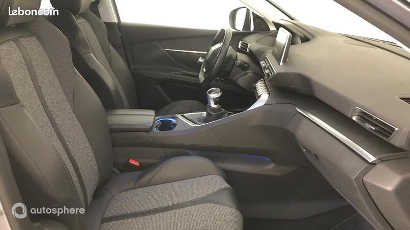 Peugeot 3008 1.2 PureTech 130ch Allure S&S (image 15)