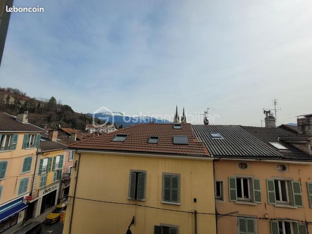 https://img.leboncoin.fr/api/v1/lbcpb1/images/e4/91/07/e49107c2def51b7d1df0103243ab64e93fe1f9a6.jpg?rule=ad-image