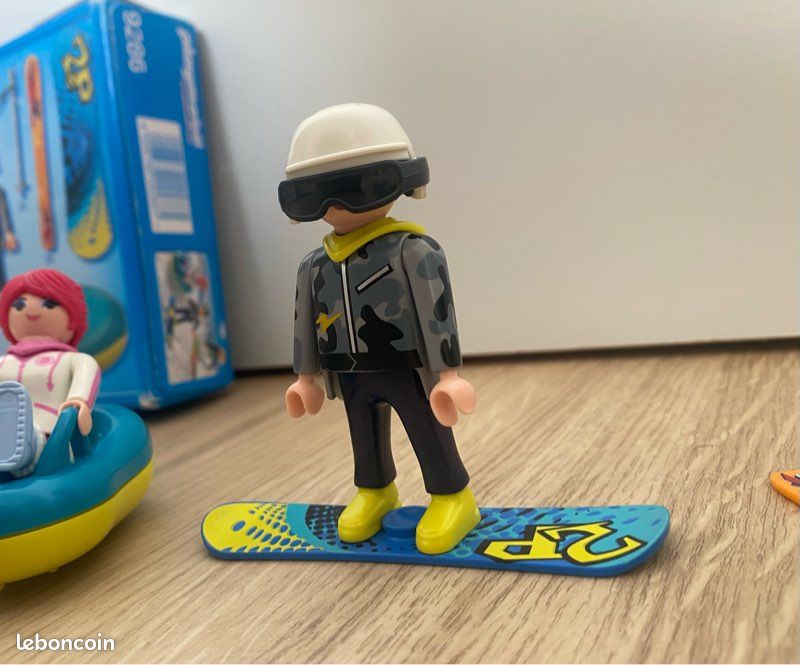 Playmobil ski Family fun #9286 (image 4)