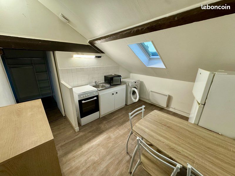 Appartement 1 pièce 25 m² · à Saint-Amand-Montrond · 25 m² · 340 €