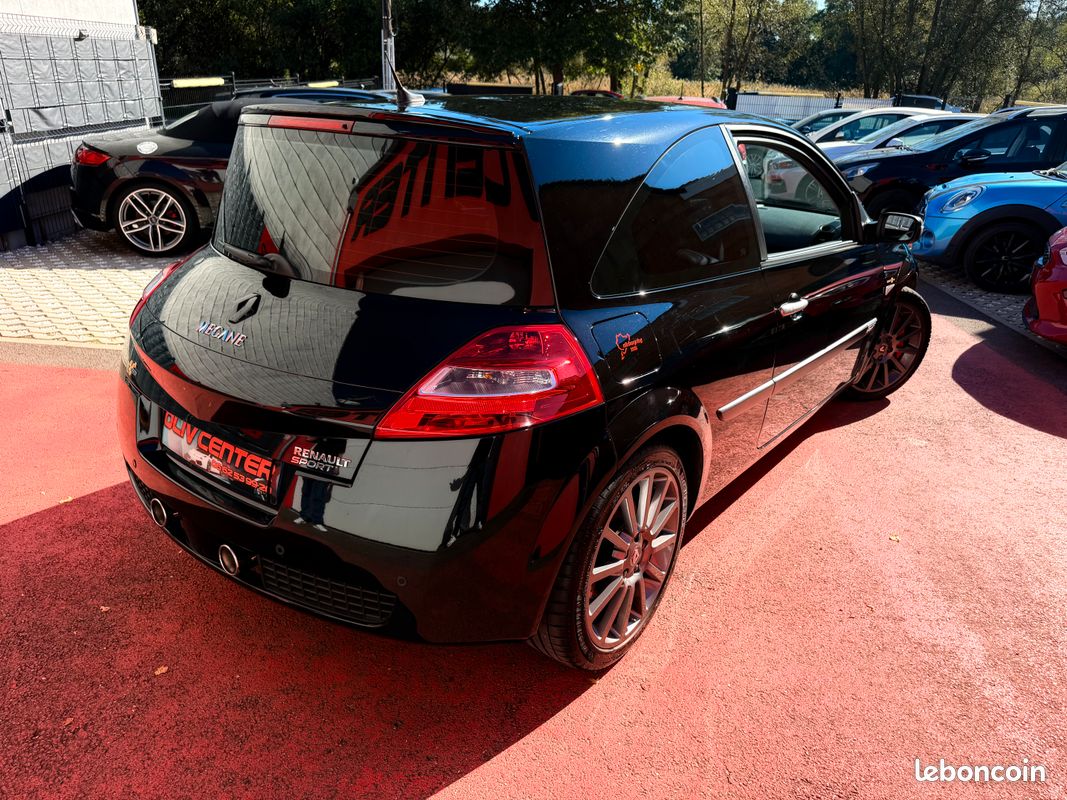 Renault mégane 2 rs 225 ch – seulement 55 300 km – état exceptionnel – historique complet (image 8)