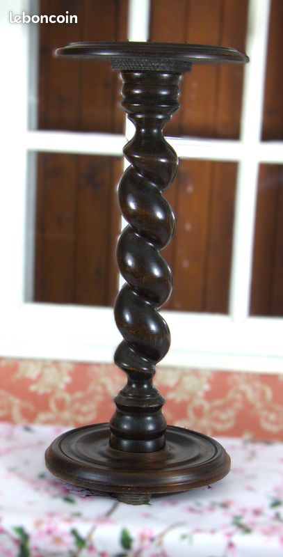 Colonne pied torsade (image 1)