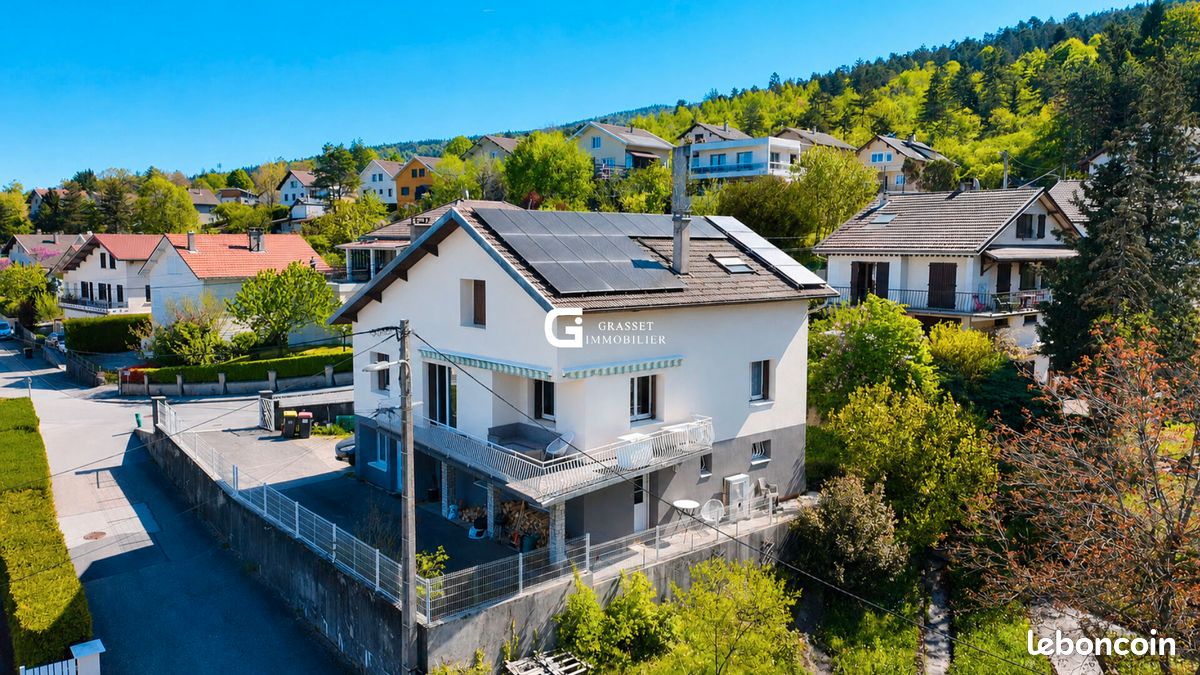 Maison 7 pièces 200 m² · à Oyonnax · 200 m² · 289 000 €