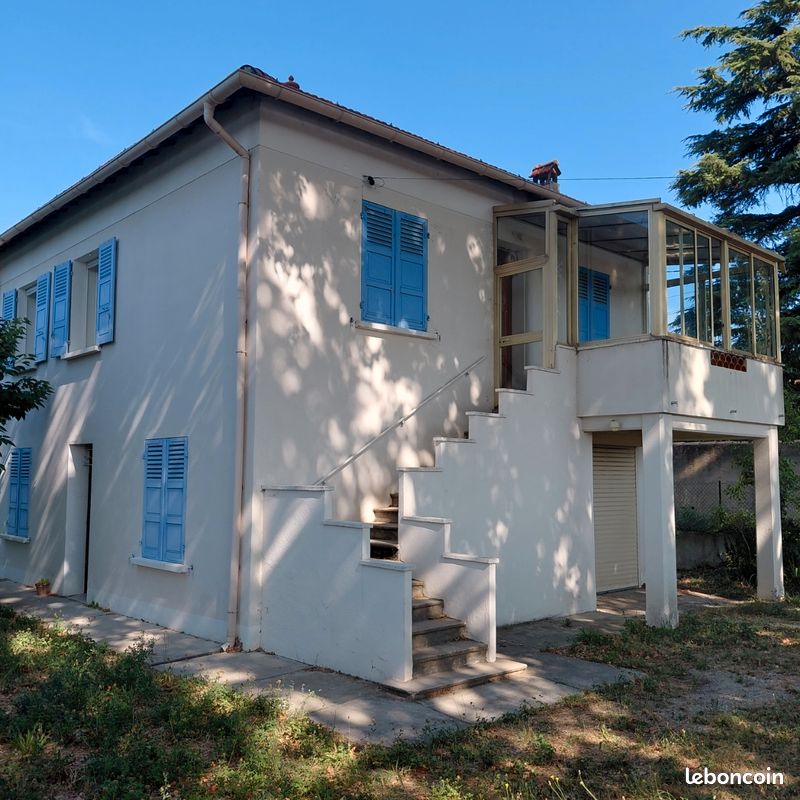 Maison 6 pièces 139 m² · à Alleins · 139 m² · 335 000 €