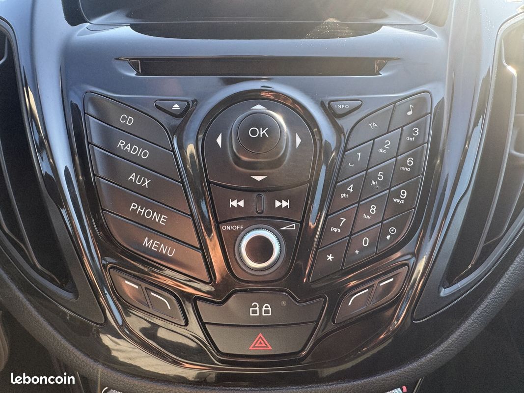 Ford B-MAX 1.5 TDCI 75CH FAP TITANIUM (image 16)