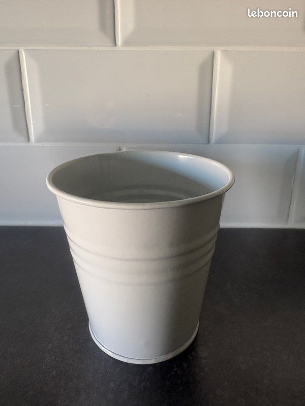 3 pots métalliques (image 4)