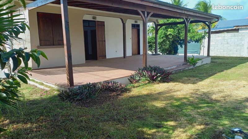Maison 4 pièces 150 m² · à Sainte-Rose · 150 m² · 1 250 €/mois