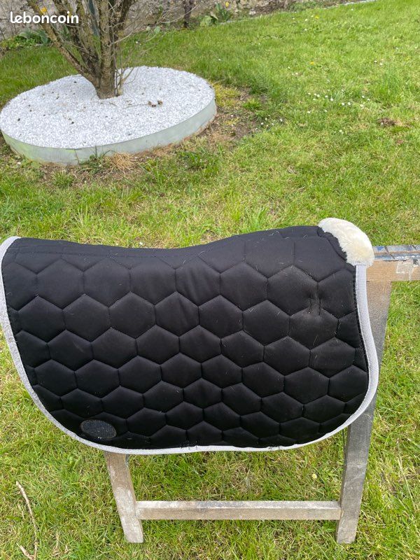 Tapis Cheval Matelassé Horseware Amigo - Taille 56 (5'6'') - Bleu Marine