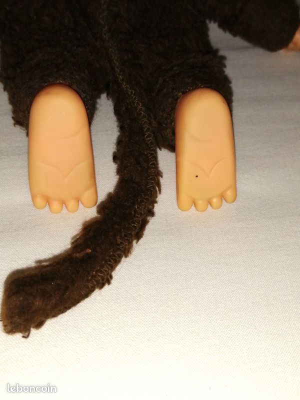 Peluche singe style kiki jaune yeux bleus 16 cm vintage