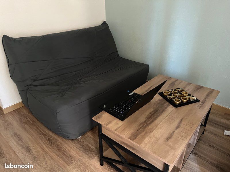 Parking 2 pièces 25 m² · à Bandol · 25 m² · 650 €