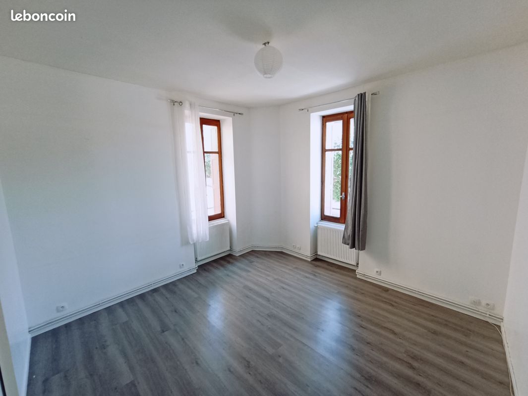 Appartement 2 pièces 55 m² · à Fraisses · 55 m² · 459 €/mois