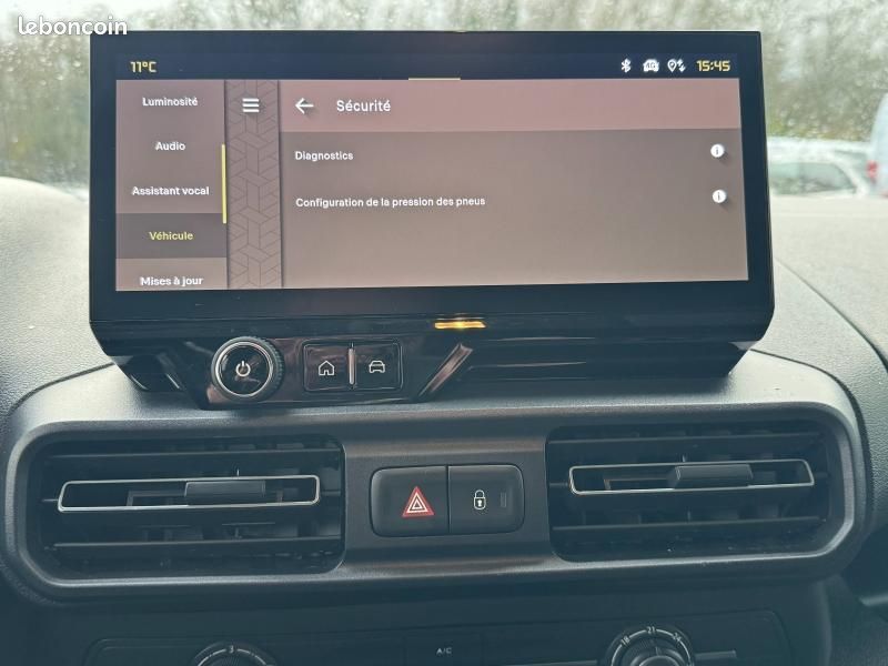 Citroen Berlingo Van XL 950kg BlueHDi 100 Pack Premium Connect / GPS / CAMERA / 3PL / 14908 HT (image 31)