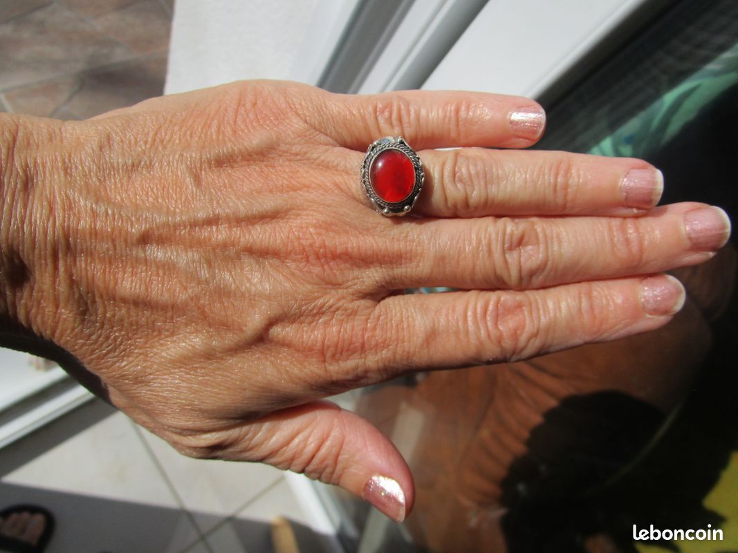 Bague Ancienne Berbère En Argent 925 Avec Cornaline - Taille 57, Style Chevalière Ajustable, Occasion