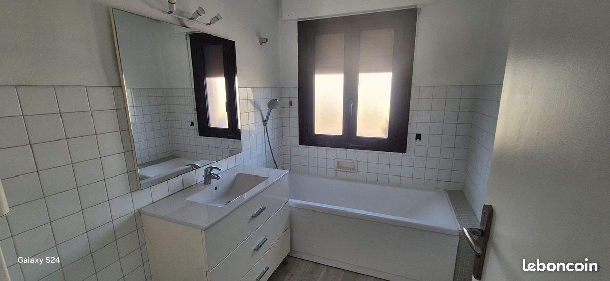 Appartement 3 pièces 73 m² · à Fréjus · 73 m² · 238 000 €