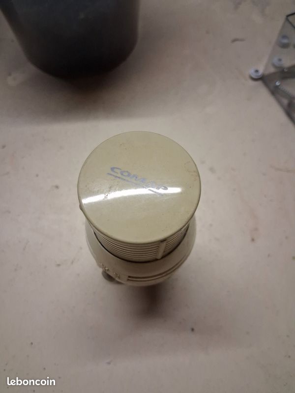 Tête thermostatique pour radiateur (image 2)