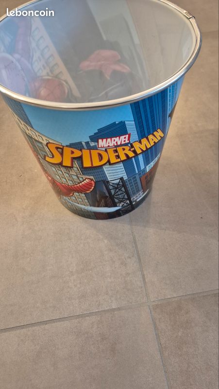 Poubelle de bureau spiderman Marvel (image 1)