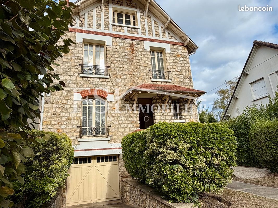 Maison 6 pièces 104 m² · à Saint-Leu-la-Forêt · 104 m² · 397 000 €