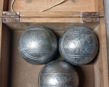 Boule de pétanque JB collector (D'occasion) à Estavayer-Le-Lac pour CHF 18 - avec livraison