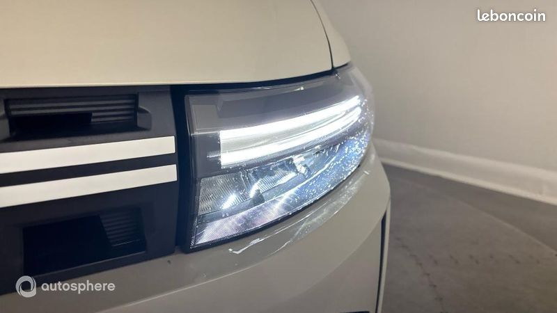 Dacia Duster 1.6 hybrid 140ch Extreme (image 17)