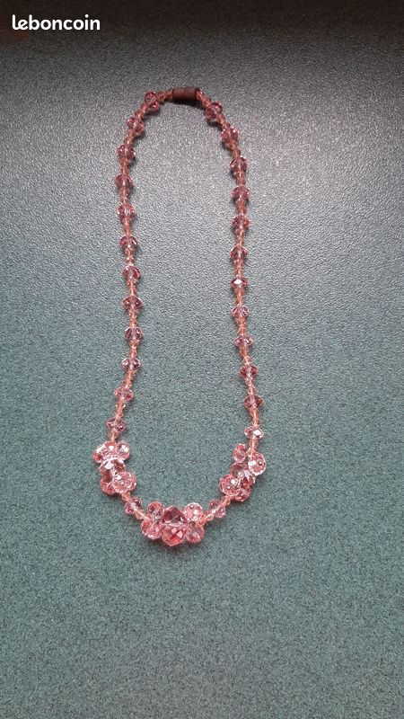 Collier (image 2)