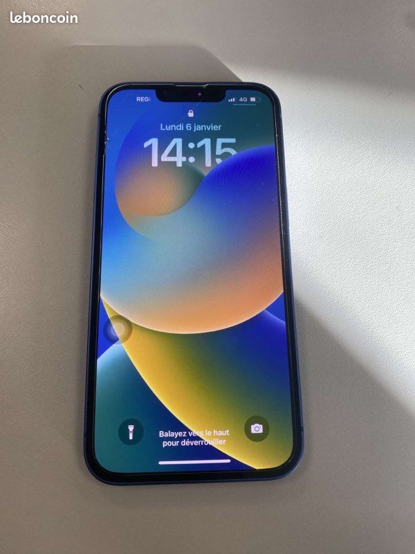 IPhone 13 bleu (image 1)