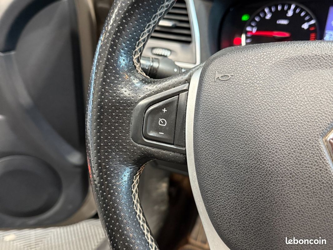 RENAULT LAGUNA ESTATE 2.0 dCi 130 GT 4Control / 3eme MAIN / SUIVI ENTRETIEN COMPLET (image 14)