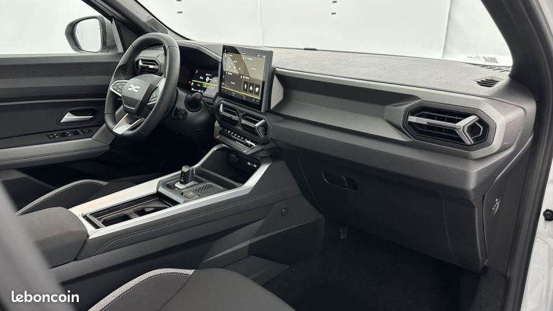 Dacia bigster Hybrid 155ch Journey (image 8)