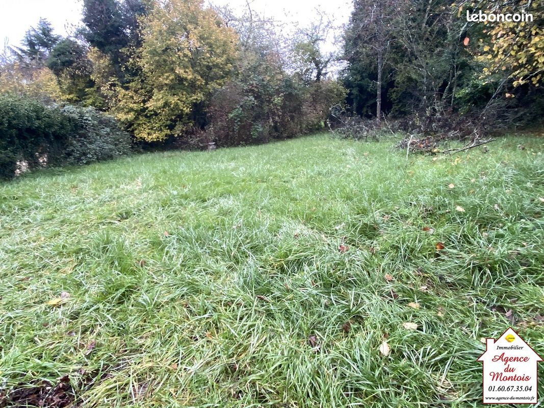Terrain 405 m² · à Donnemarie-Dontilly · 405 m² · 12 000 €