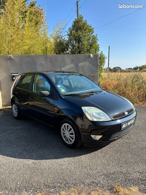 Ford Fiesta 1.3 68 ch Trend (image 1)