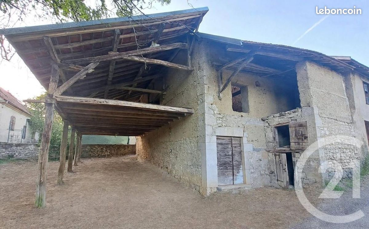 Maison 2 pièces 73 m² · à Belley · 73 m² · 65 000 €