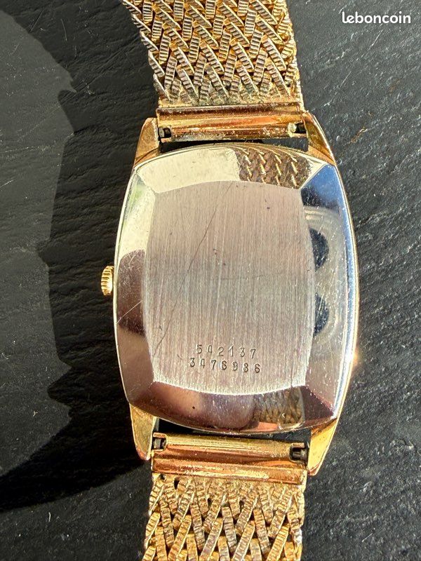 Montre Femme Universal Genève MOP - Mécanique Manuelle - Cadran Nacre - Boîtier Plaqué Or - Vintage