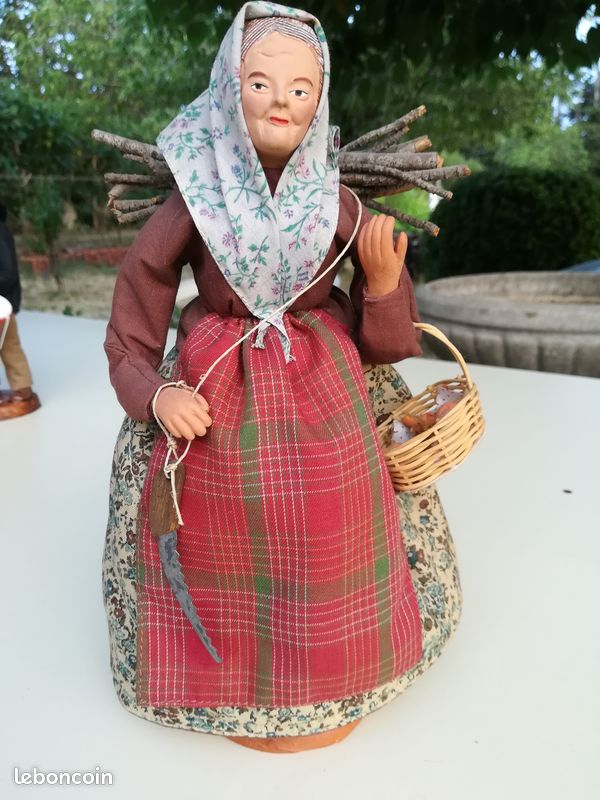 Santon la porteuse de fagots hauteur 26 cm (image 1)