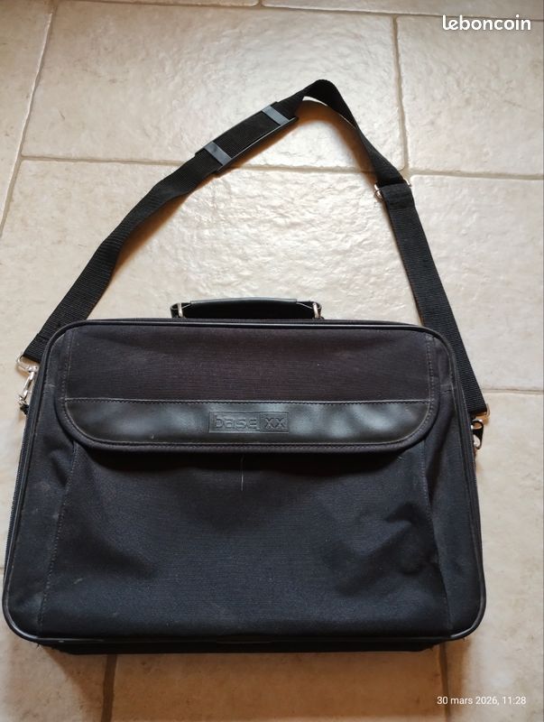 Sacoche ordinateur 15" (image 1)