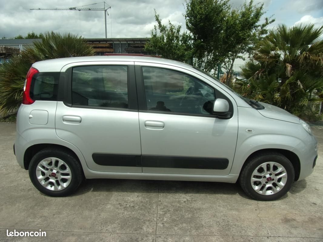 Fiat Panda SERIE 2 1.2 69 ch Lounge (image 4)