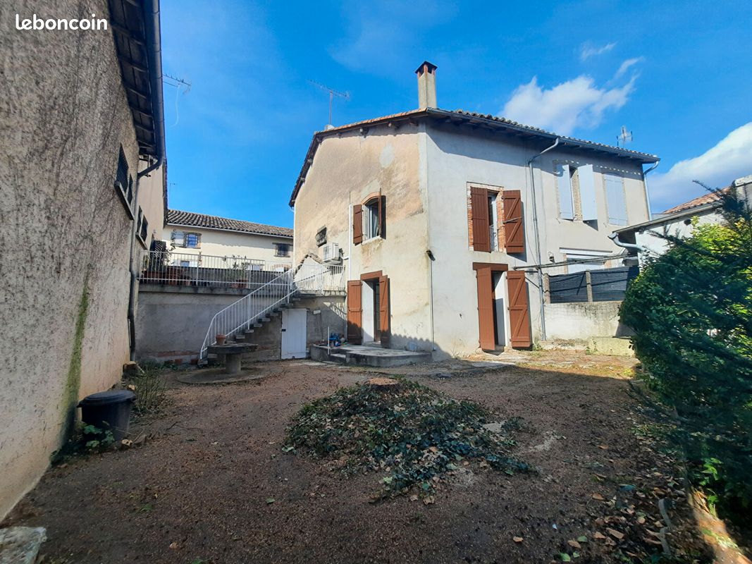 Maison 4 pièces 96 m² · à Caussade · 96 m² · 800 €/mois