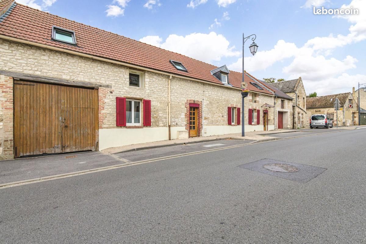 Maison 6 pièces 150 m² · à Marchais · 150 m² · 229 900 €