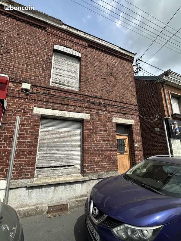 Maison 6 pièces 120 m² · à La Sentinelle · 120 m² · 71 000 €