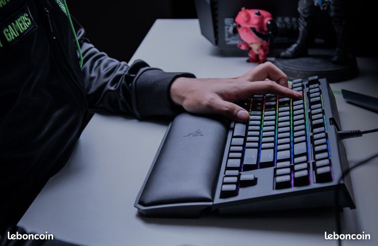 Razer BlackWidow Tournament Edition Chroma V2 (image 4)