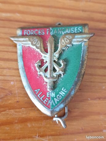 Insigne général des Forces Françaises de l'Intérieur (FFI) | Paris Musées