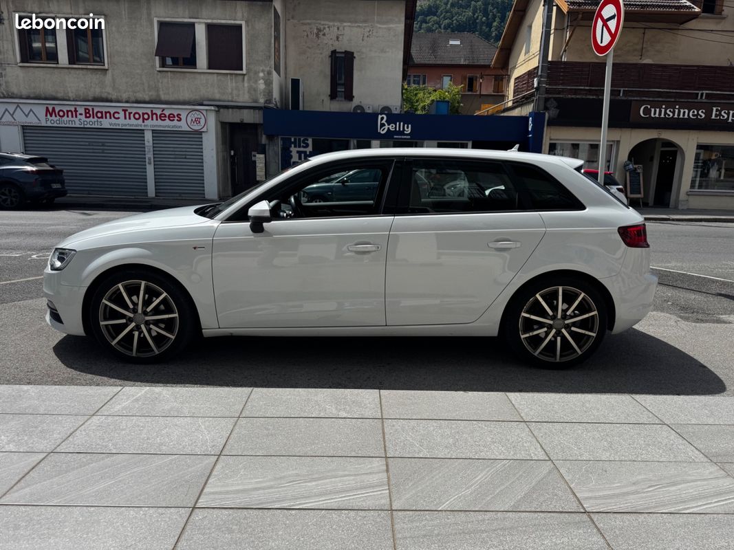 AUDI A3 SPORTBACK 1.6 TDI 110 S Line S tronic 7 (image 2)