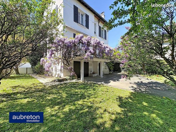 Maison 6 pièces 130 m² — 3